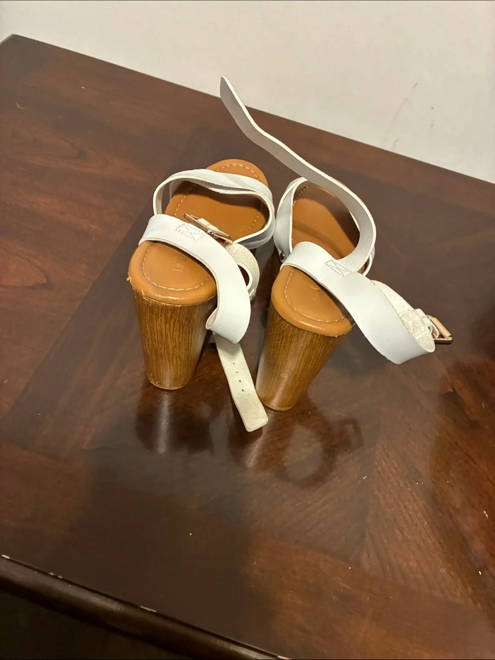 White Leather Cross-Strap Platform Heels with Wood-Effect Sole